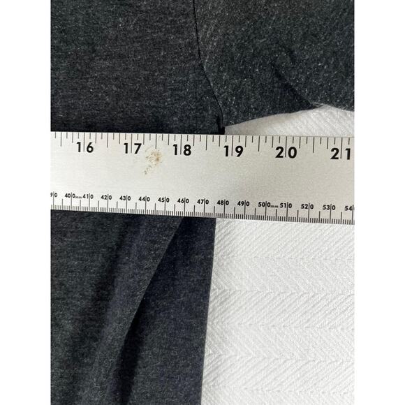 The Office Dunder Mifflin Recycle Logo T-Shirt Large Gray Cotton Blend TV Show - Picture 3 of 8